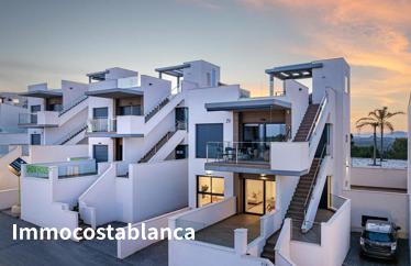 Apartment in San Miguel de Salinas, 92 m²