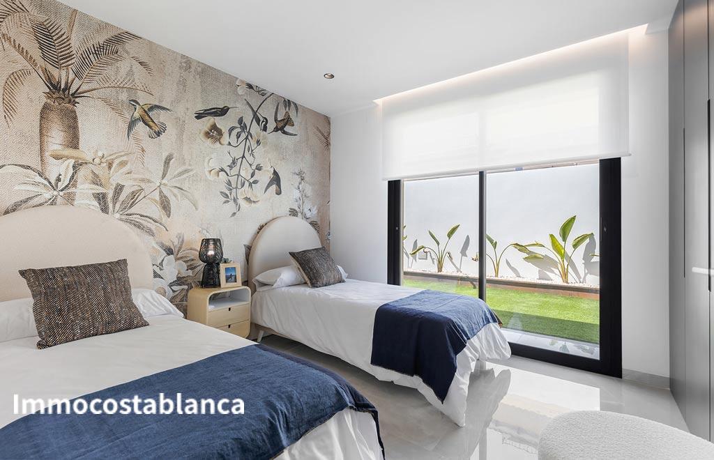 Villa in Torrevieja, 120 m², 700,000 €, photo 2, listing 67819536