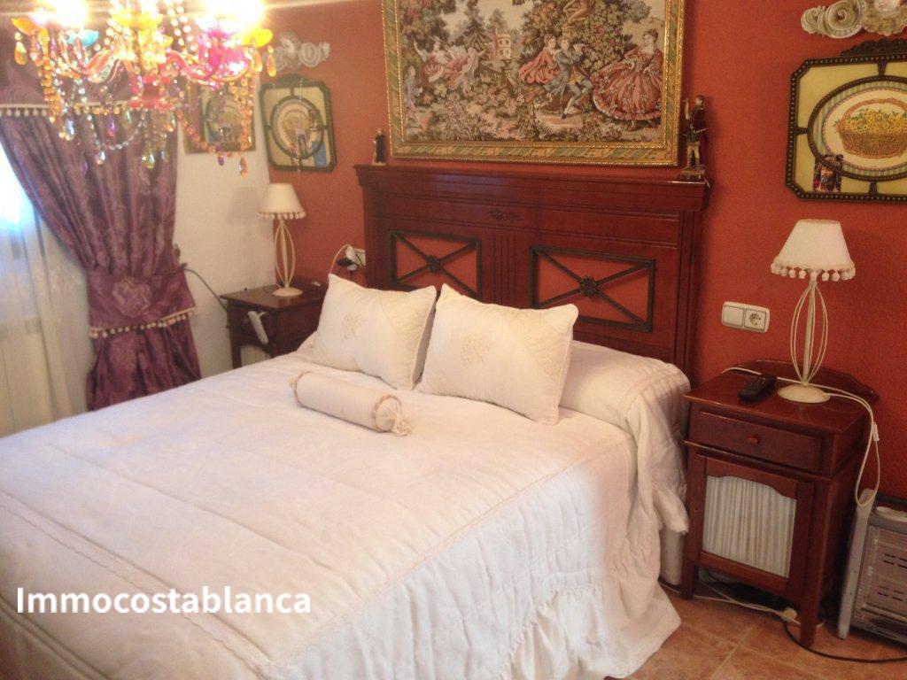 7 room villa in Torrevieja, 300 m², 500,000 €, photo 6, listing 17399688