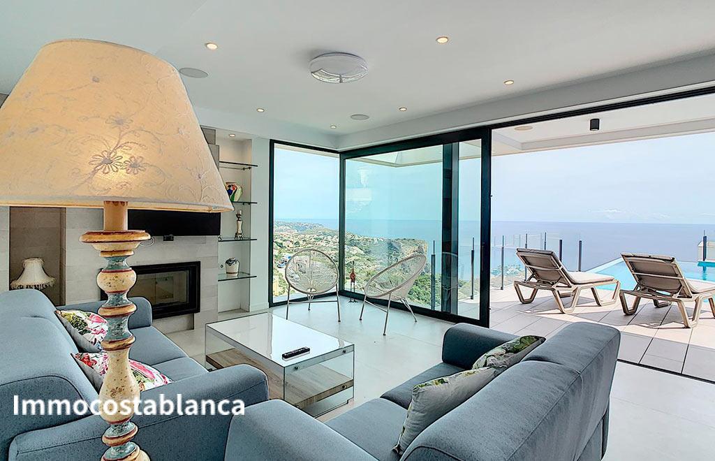 Villa in Alicante, 212 m², 1,350,000 €, photo 4, listing 16193696