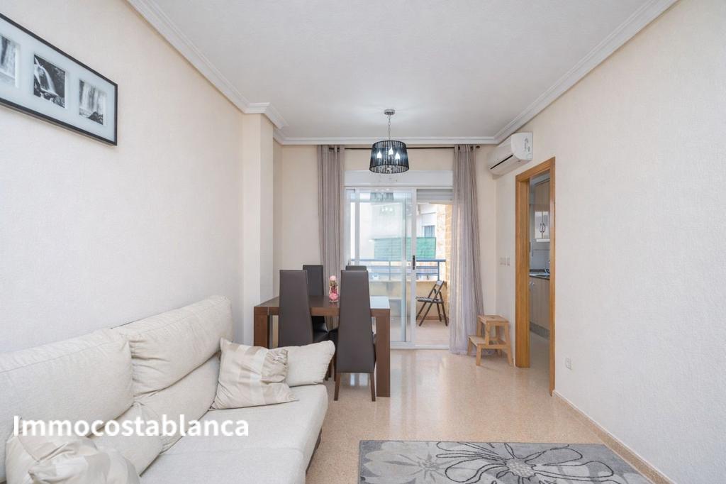 Apartment in Torrevieja, 74 m², 139,000 €, photo 1, listing 41050016