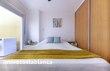 Apartment in Alicante, 61 m²