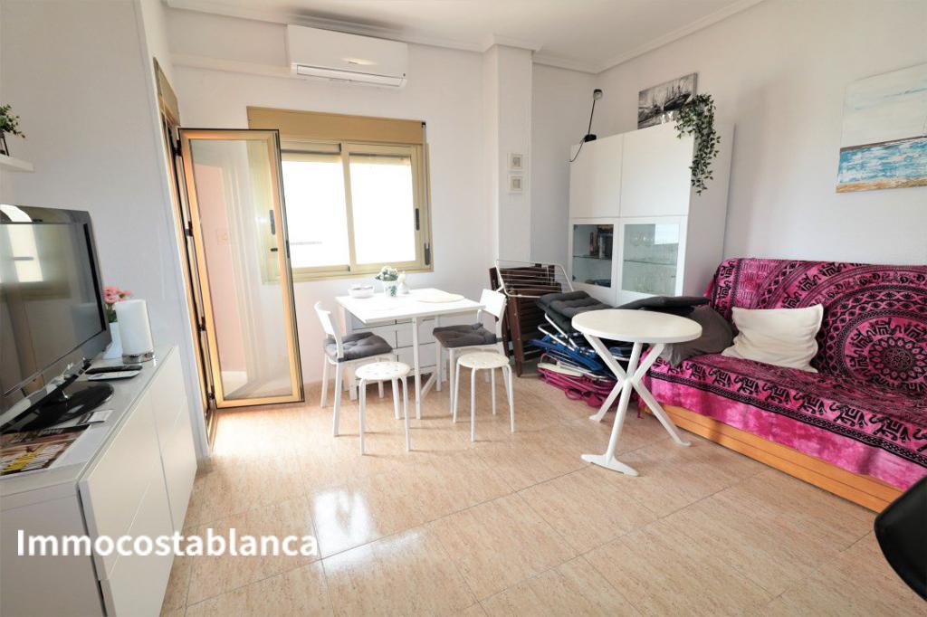 2 room apartment in Torrevieja, 47 m², 90,000 €, photo 2, listing 15456016