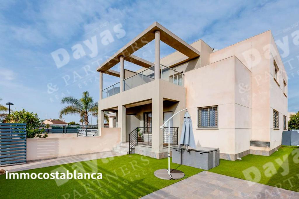 Townhome in Torrevieja, 145 m², 275,000 €, photo 5, listing 18880336