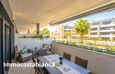 Apartment in Dehesa de Campoamor, 88 m²