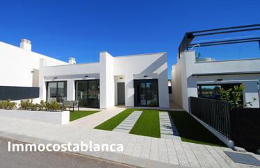Villa in Pilar de la Horadada, 225 m²