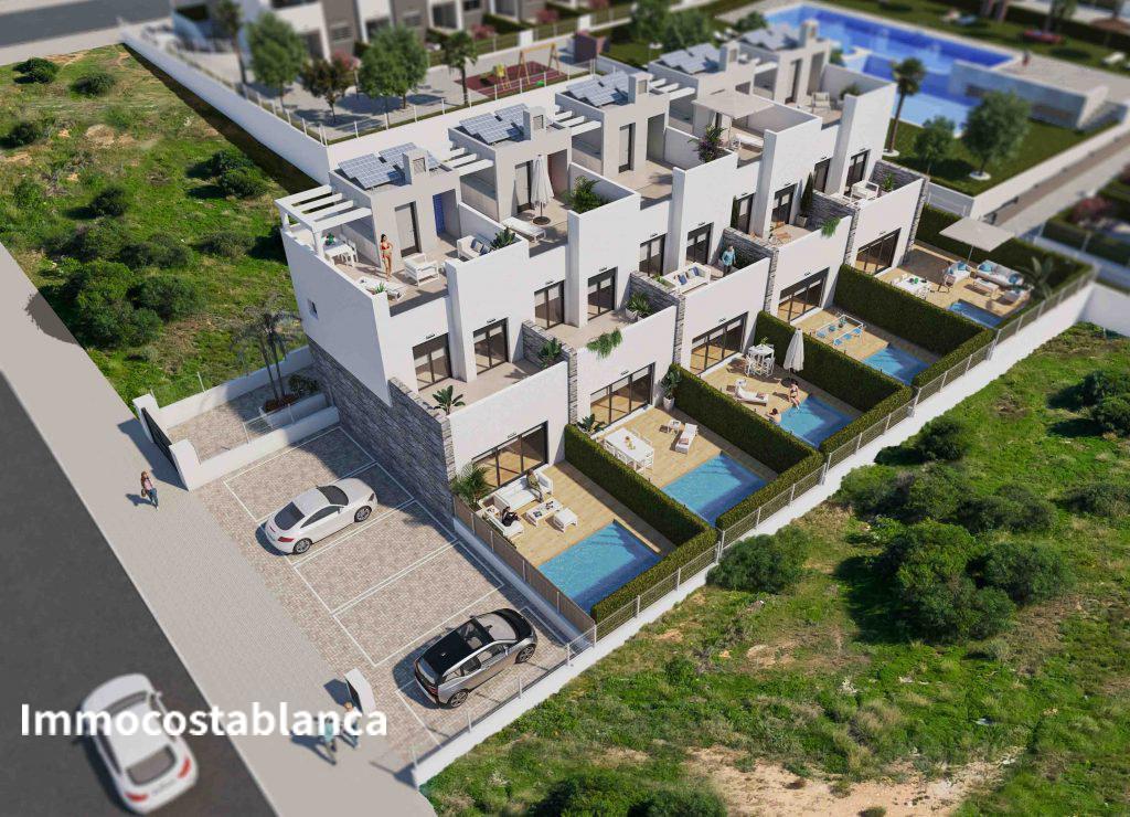 4 room villa in Torrevieja, 105 m², 316,000 €, photo 1, listing 48553776