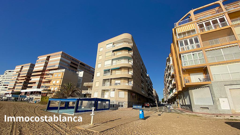 2 room apartment in Torrevieja, 50 m², 100,000 €, photo 1, listing 25426328
