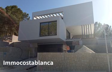 Detached house in Moraira, 394 m²