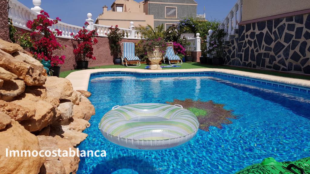 Terraced house in Santa Pola, 90 m², 235,000 €, photo 1, listing 14389448