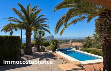 Detached house in Benissa, 301 m²