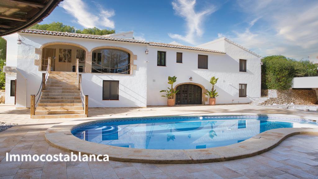 Villa in Javea (Xabia), 1855 m², 1,250,000 €, photo 1, listing 26715616