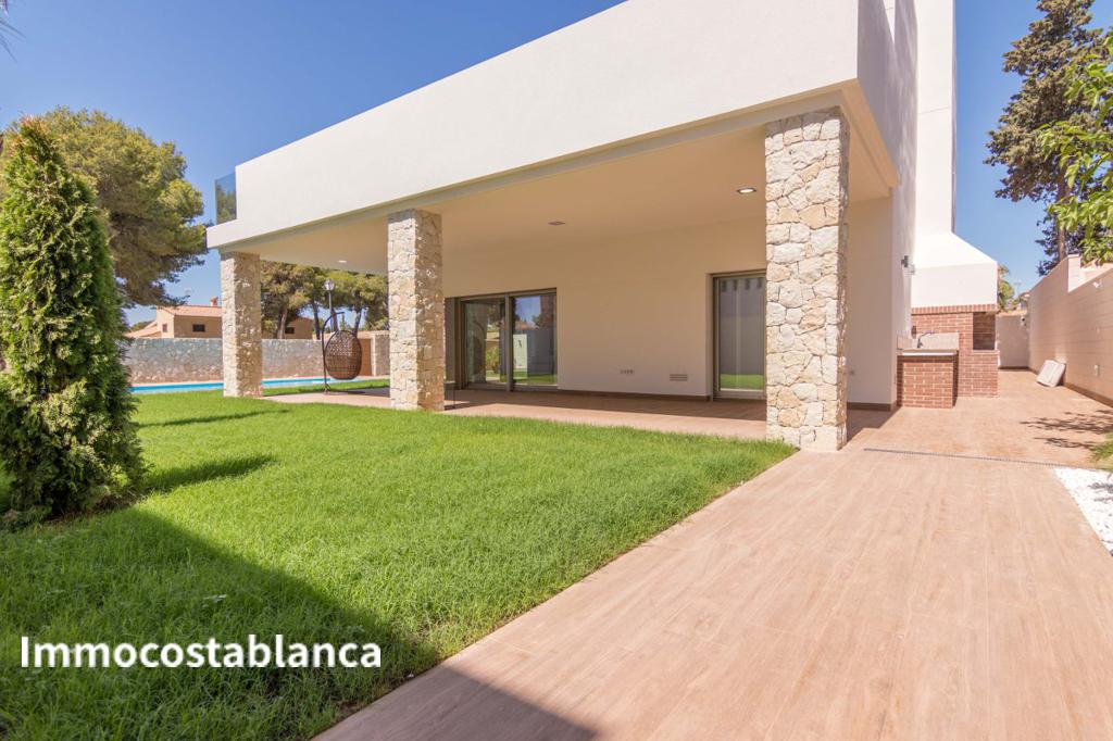 Villa in Dehesa de Campoamor, 256 m², 1,040,000 €, photo 2, listing 9465528
