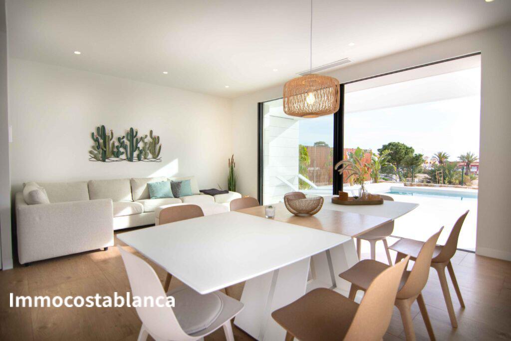 4 room villa in Los Montesinos, 157 m², 529,000 €, photo 1, listing 18004016