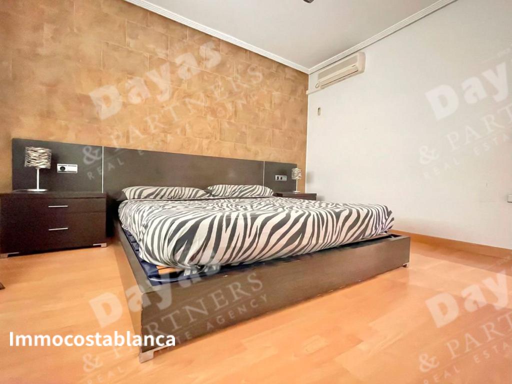 Villa in Torrevieja, 132 m², 380,000 €, photo 5, listing 3132896