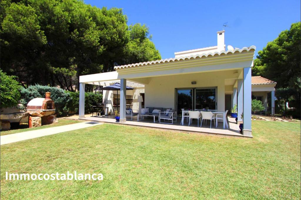 Detached house in Moraira, 489 m², 1,495,000 €, photo 3, listing 20669856