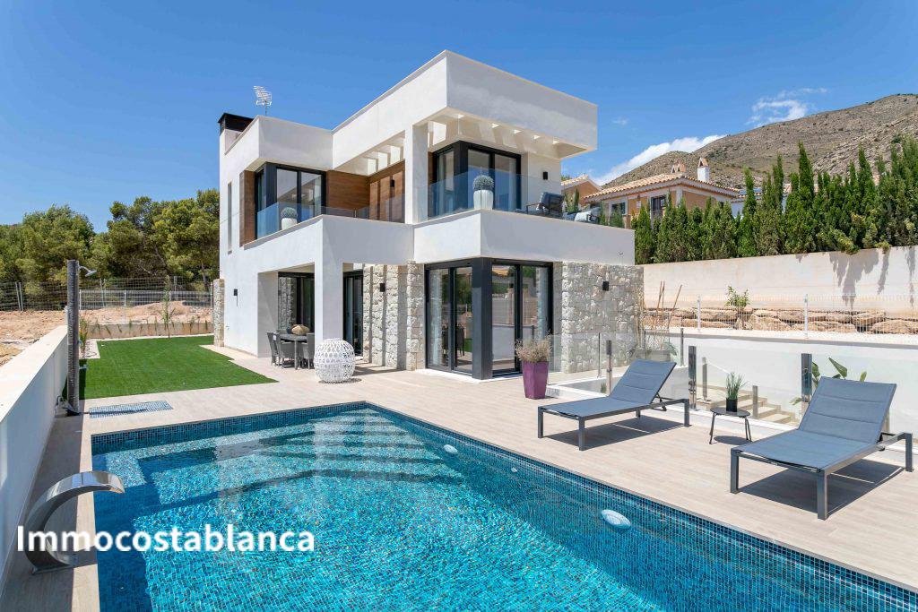 5 room villa in Alicante, 334 m², 799,000 €, photo 1, listing 43524016