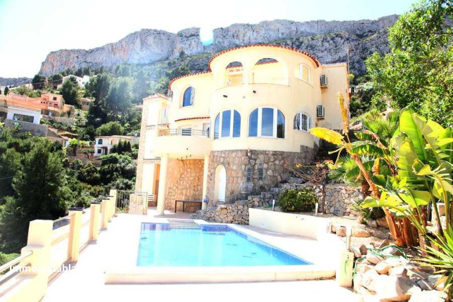 Villa in Calpe, 260 m², 495,000 €, photo 1, listing 2435296
