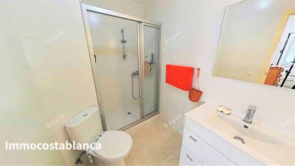 Apartment in Torrevieja, 65 m², 78,000 €, photo 1, listing 2121776