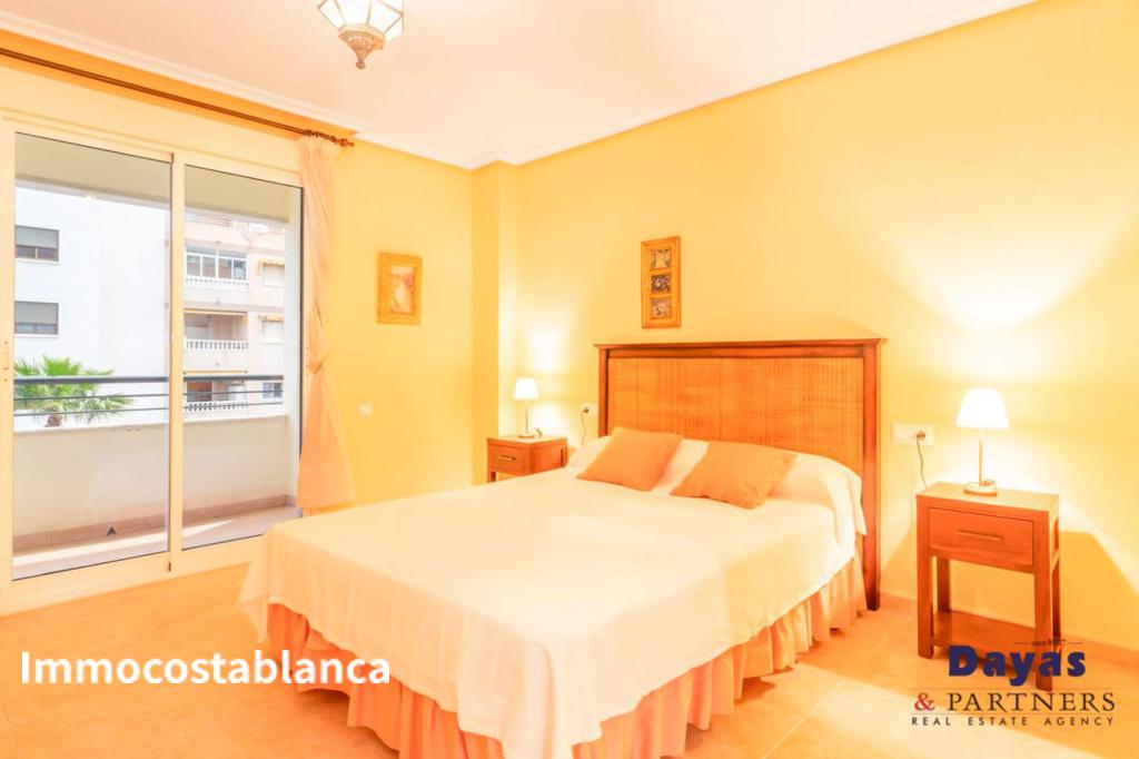 Apartment in Torrevieja, 193 m², 260,000 €, photo 6, listing 34980016