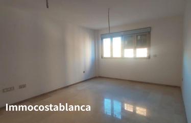 Apartment in Alicante, 84 m²