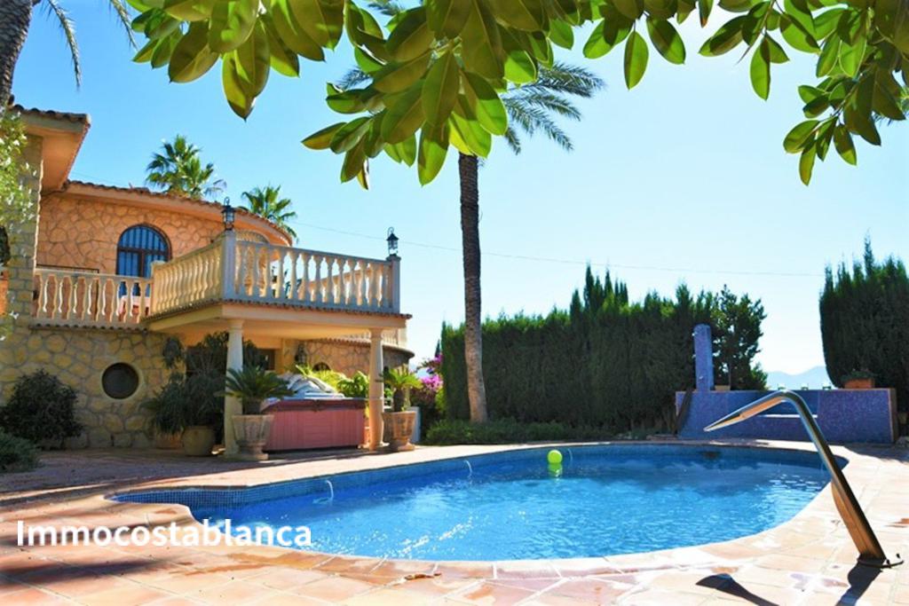 9 room villa in La Nucia, 450 m², 840,000 €, photo 8, listing 6022968