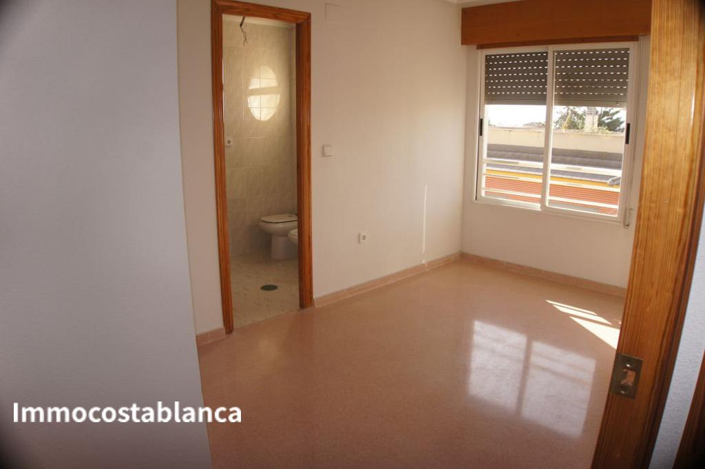 4 room apartment in Orihuela, 85 m², 73,000 €, photo 1, listing 60533528