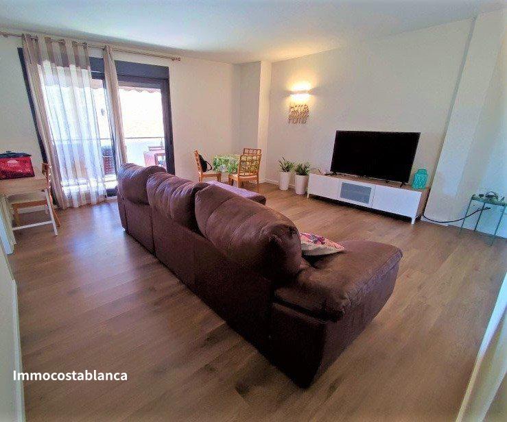 Apartment in Alicante, 105 m², 240,000 €, photo 1, listing 29066416