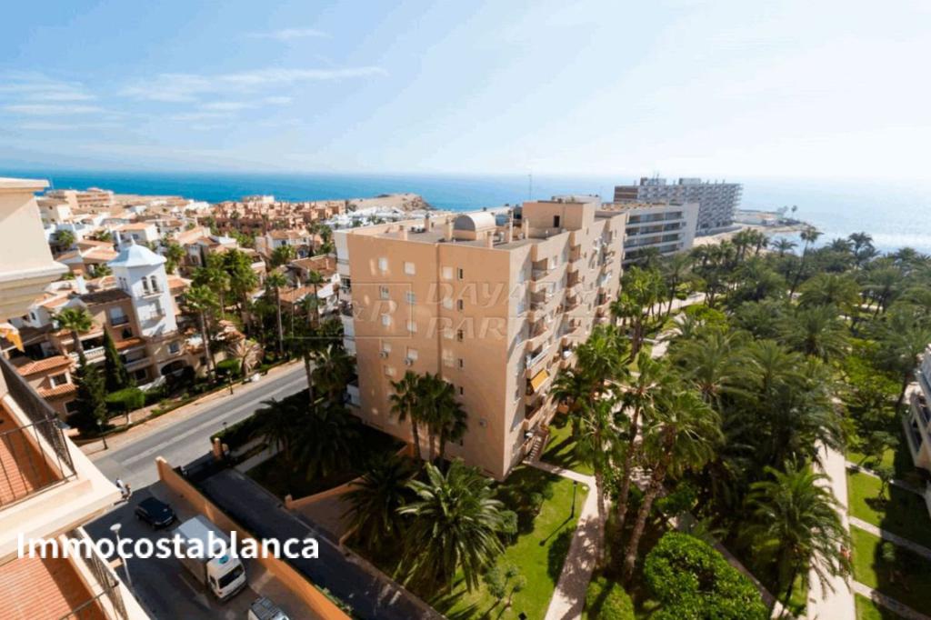 Apartment in Torrevieja, 115 m², 330,000 €, photo 1, listing 75910576