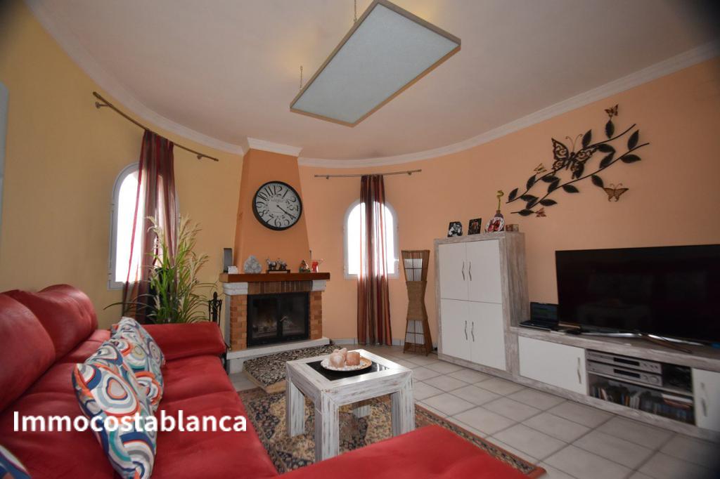 Detached house in Sanet y Negrals, 194 m², 385,000 €, photo 5, listing 10903928