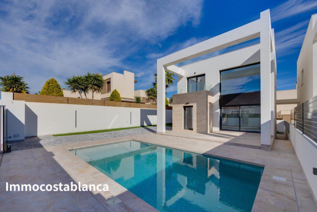 Apartment in Torrevieja, 238 m², 750,000 €, photo 6, listing 48215536