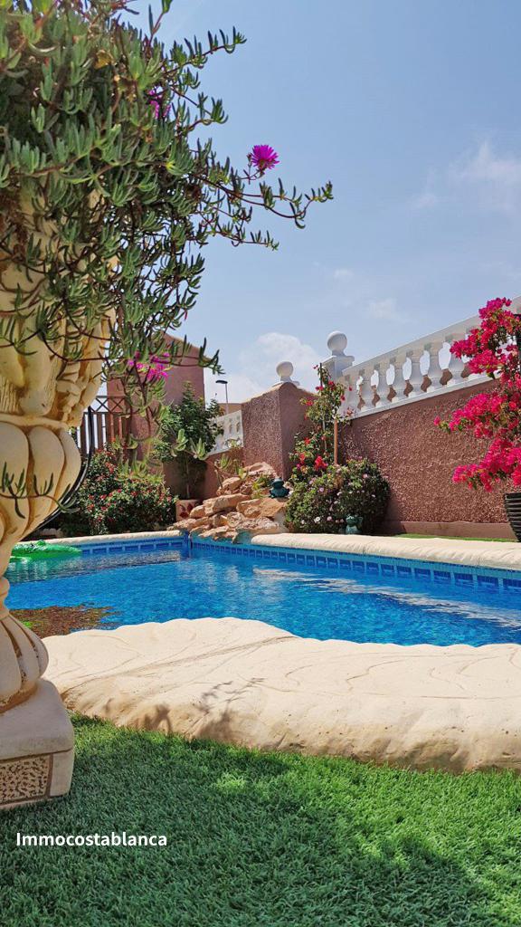 Terraced house in Santa Pola, 235,000 €, photo 3, listing 14389448