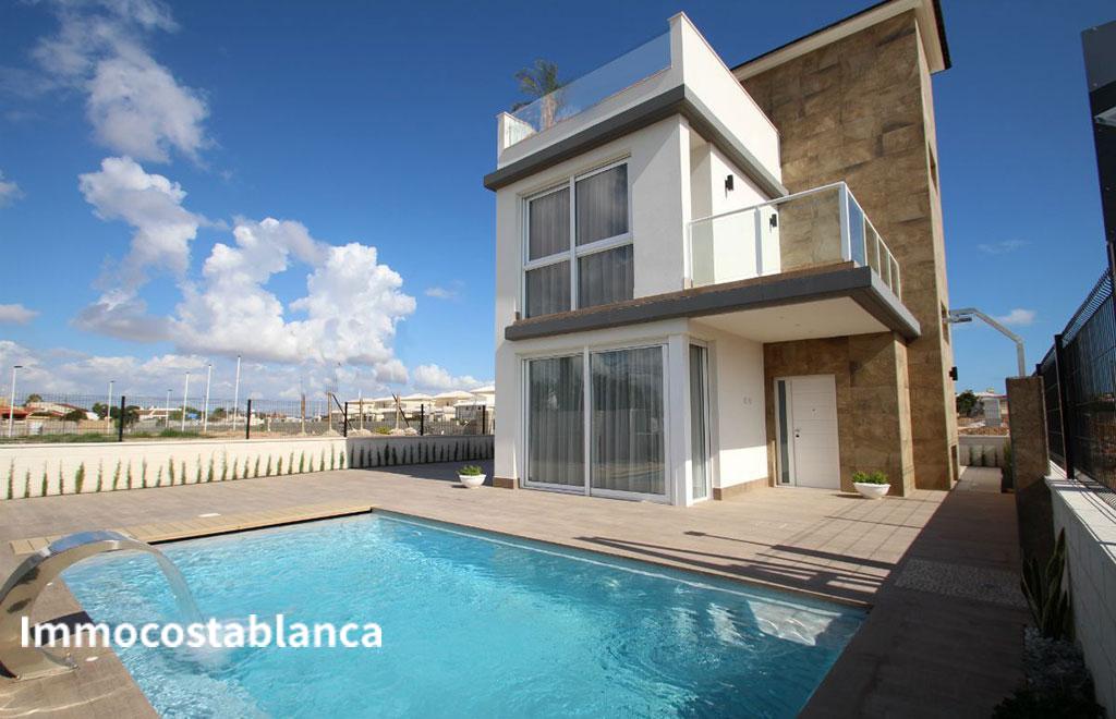 Villa in San Miguel de Salinas, 135 m², 875,000 €, photo 1, listing 72854328