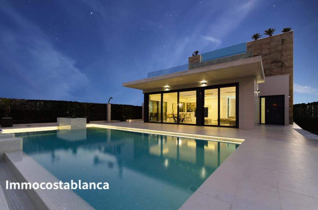 Villa in San Miguel de Salinas, 197 m², 1,250,000 €, photo 1, listing 60682656