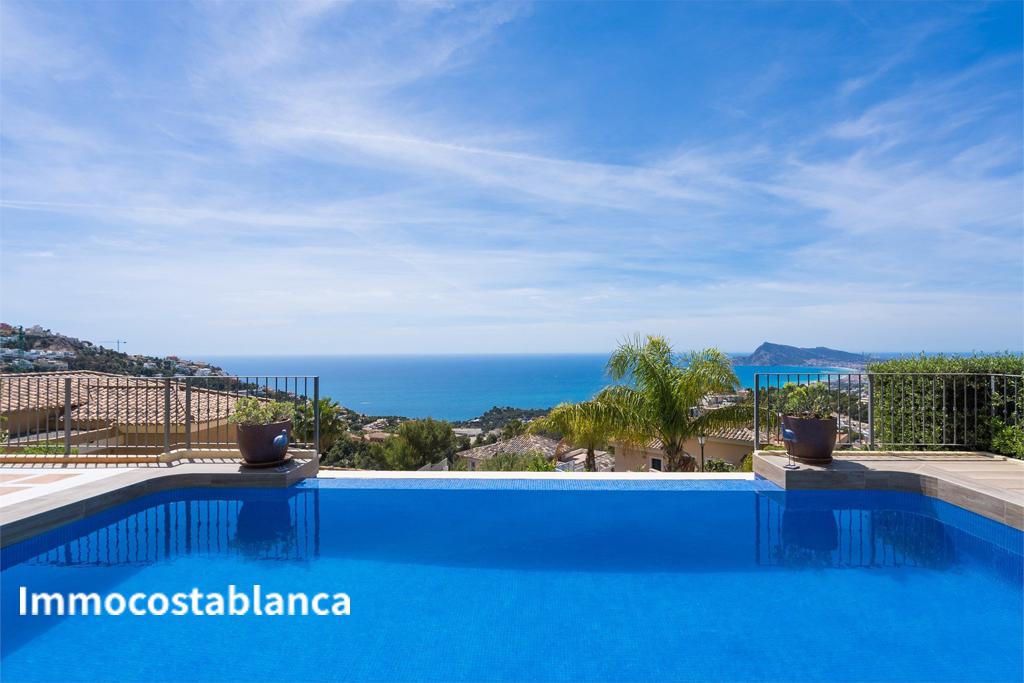 Detached house in Alicante, 328 m², 1,570,000 €, photo 10, listing 1196256