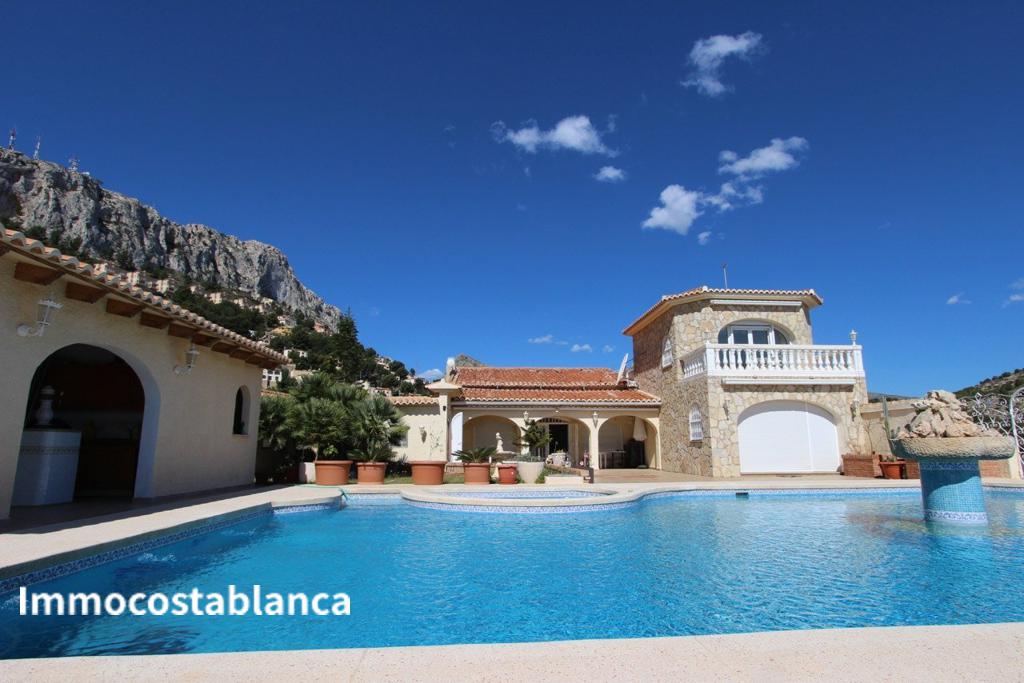 Detached house in Calpe, 609 m², 1,350,000 €, photo 3, listing 70711848