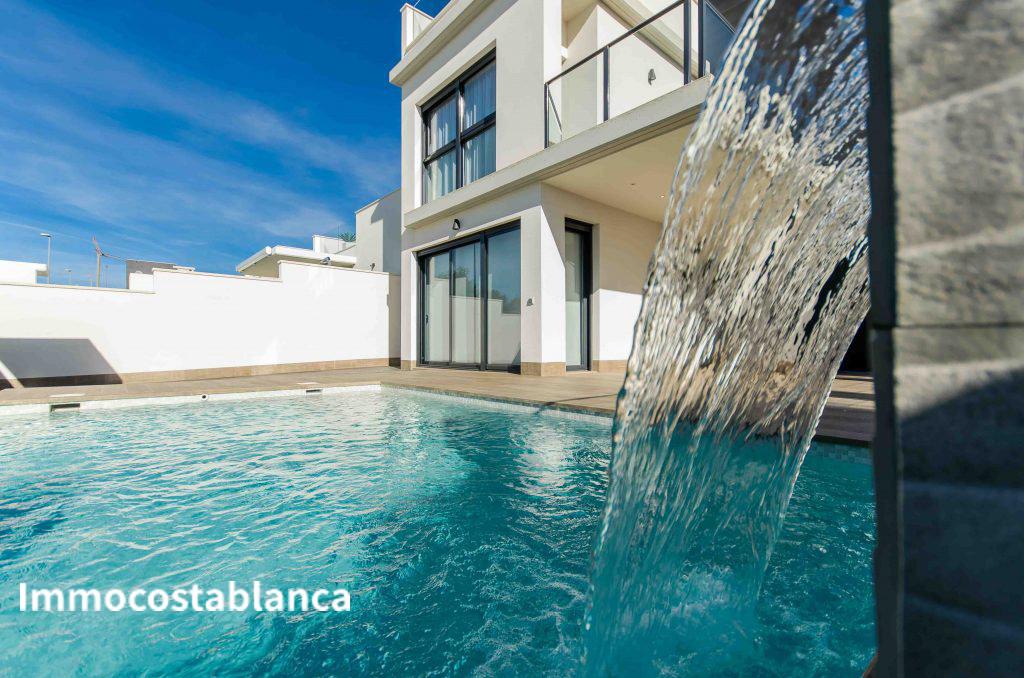 4 room villa in San Miguel de Salinas, 135 m², 565,000 €, photo 2, listing 78564016