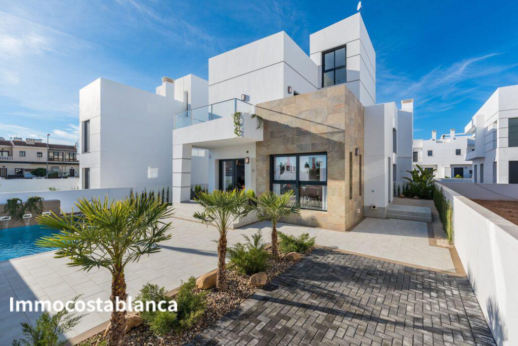 4 room villa in Ciudad Quesada, 182 m², 456,000 €, photo 1, listing 15732016