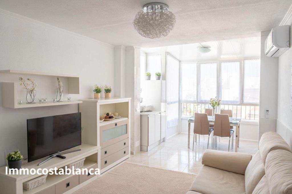 Apartment in Torrevieja, 66 m², 136,000 €, photo 3, listing 38521216