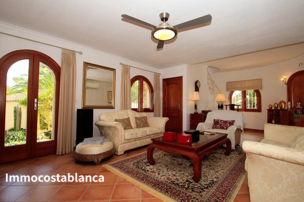 Villa in Moraira, 262 m², 650,000 €, photo 1, listing 47211128