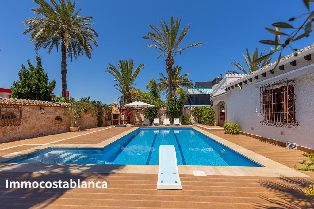 Villa in Orihuela Costa, 168 m², 750,000 €, photo 3, listing 67159536