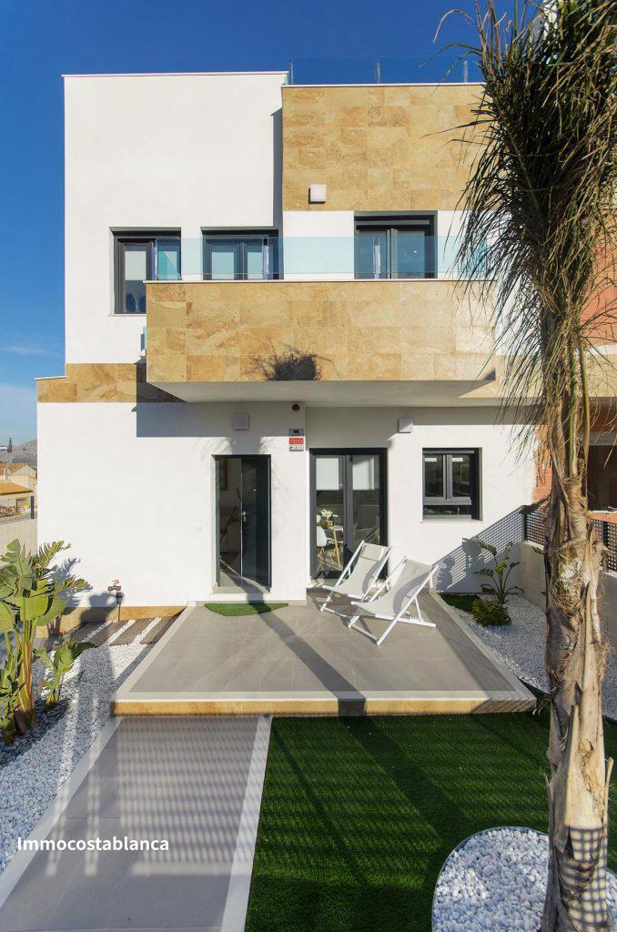 Villa in Alicante, 207,000 €, photo 1, listing 6644016