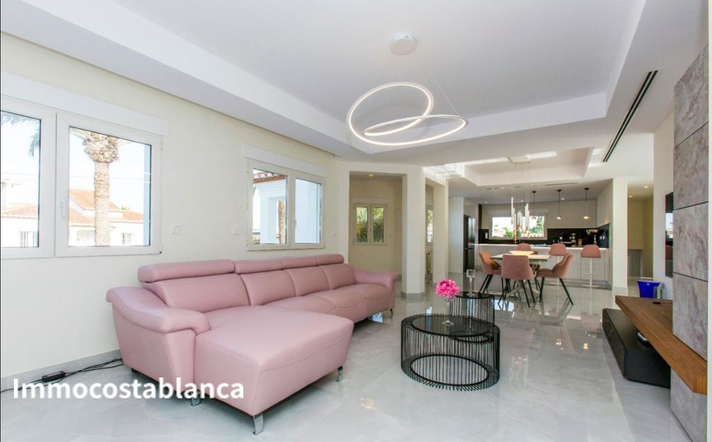 Detached house in Denia, 272 m², 1,345,000 €, photo 3, listing 18451536