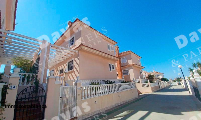 Detached house in Torrevieja, 320 m², 724,000 €, photo 5, listing 24060896