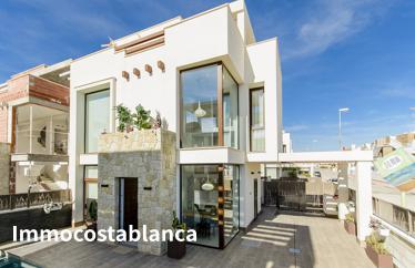 4 room villa in Los Montesinos, 116 m²