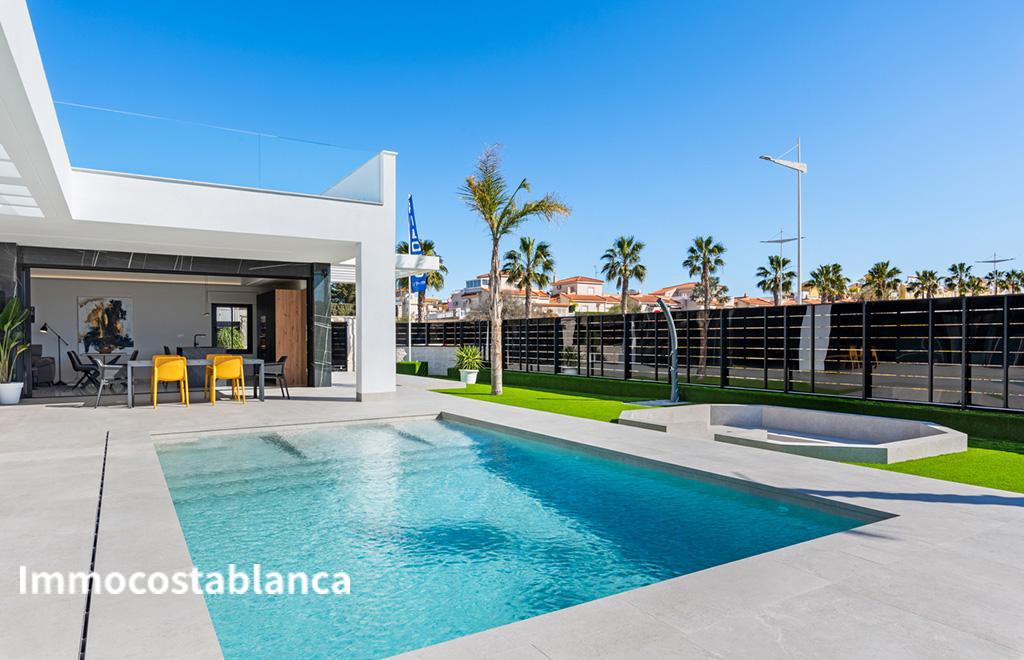 Villa in Algorfa, 129 m², 670,000 €, photo 1, listing 44719536