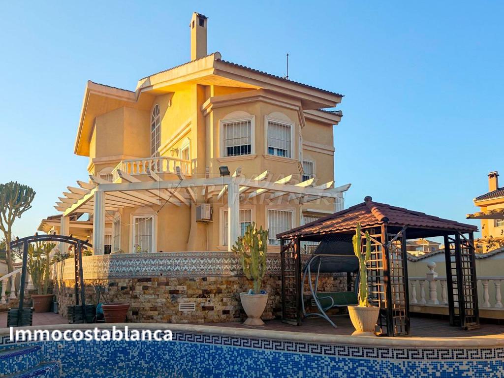 Villa in Torrevieja, 540 m², 990,000 €, photo 8, listing 6225136