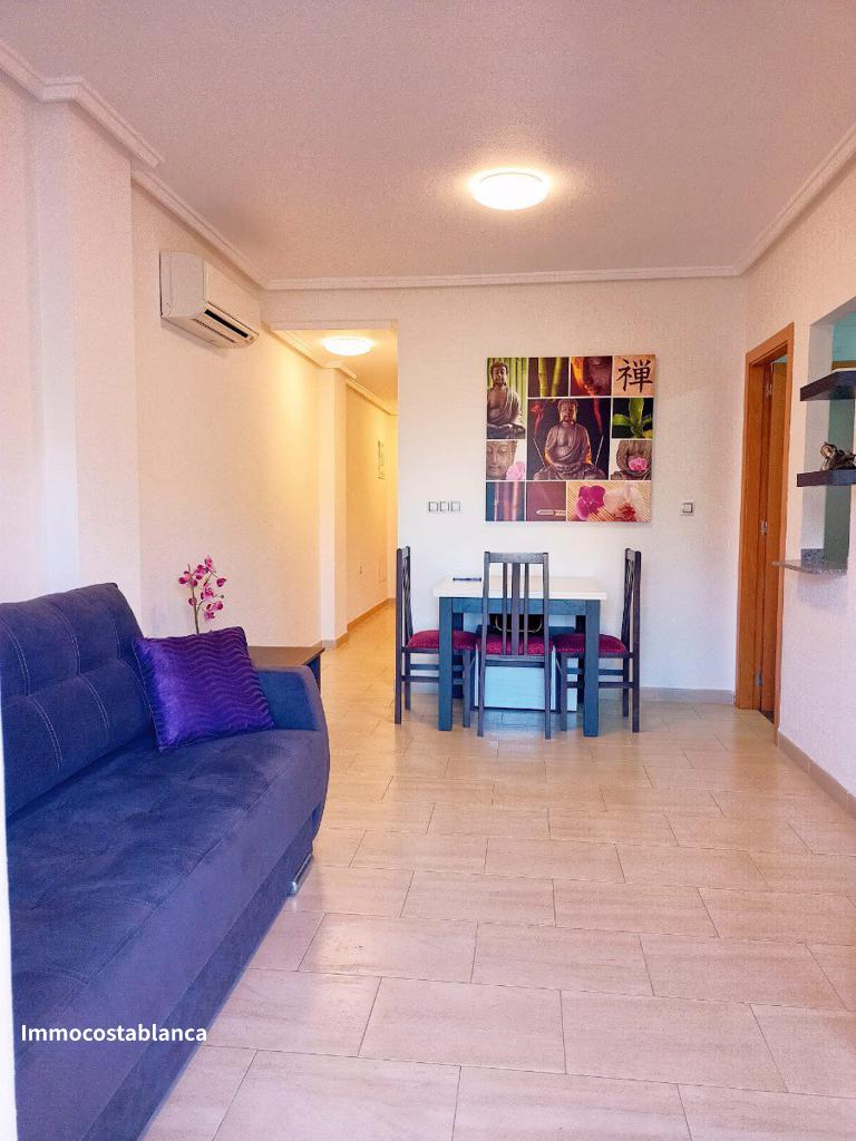 Apartment in Torrevieja, 71 m², 140,000 €, photo 7, listing 14853056
