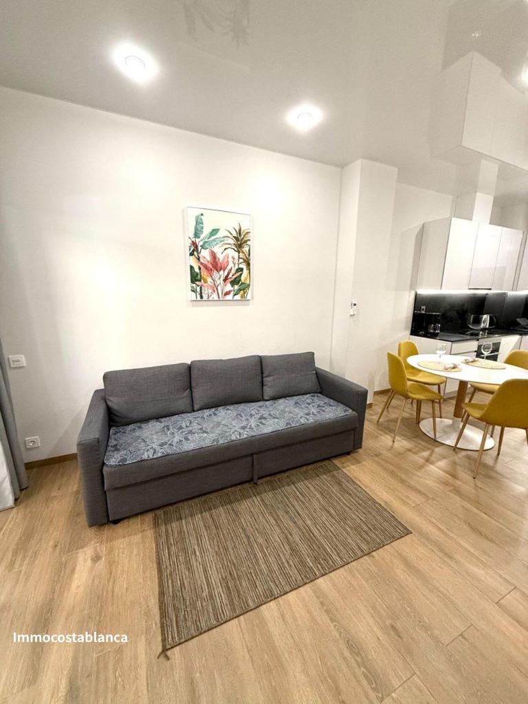 Apartment in Torrevieja, 57 m², 135,000 €, photo 1, listing 70521216