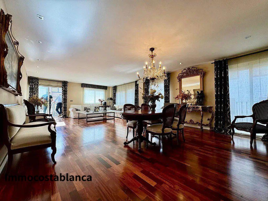 Apartment in Alicante, 620,000 €, photo 8, listing 3041136